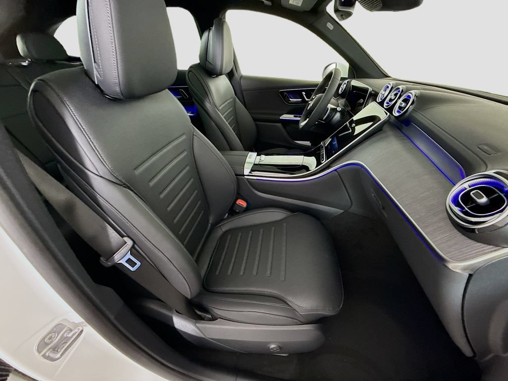 New 2026 Polar White Mercedes-Benz GLC 300 image 62