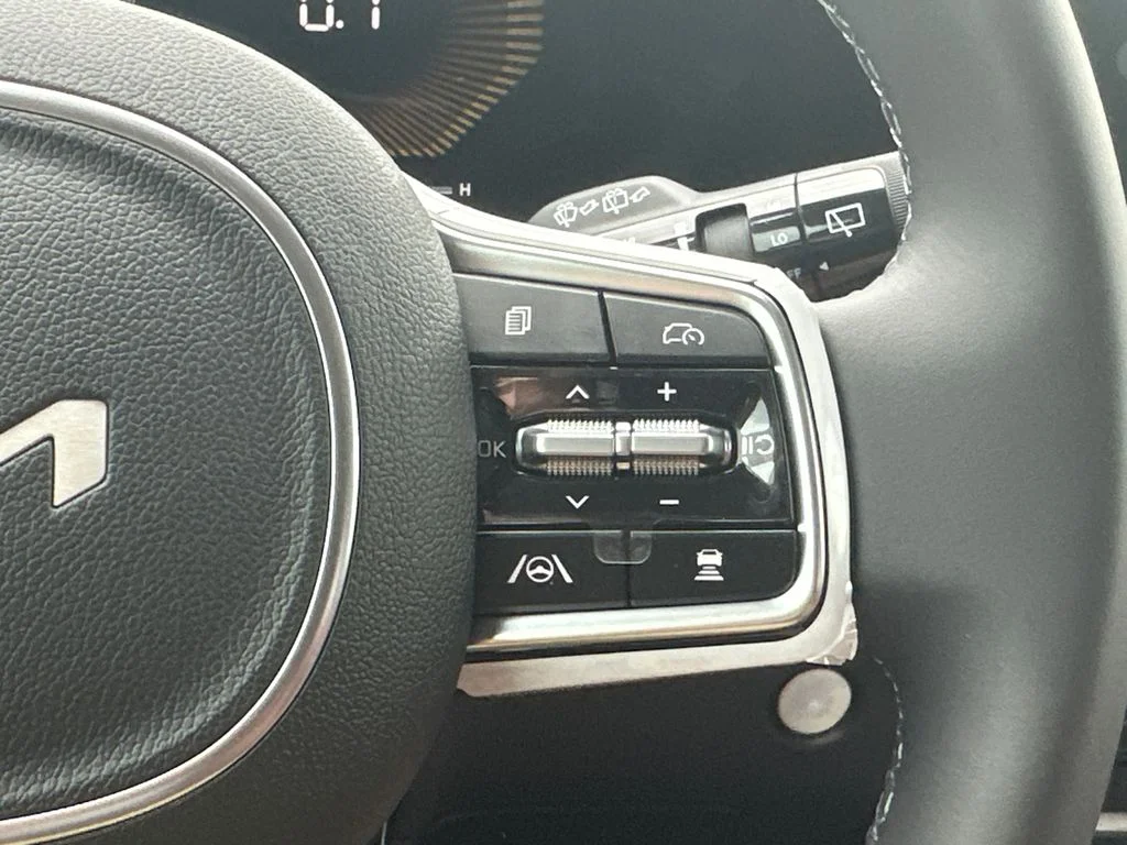 New 2026 Black Kia EX image 29