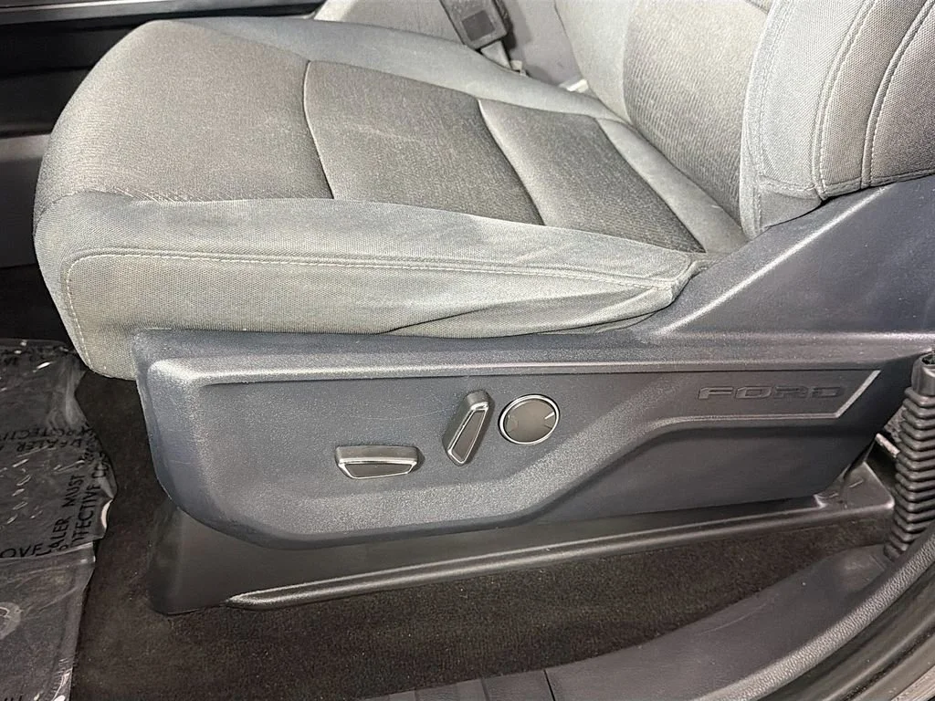 Used 2021 Black Ford XL image 22