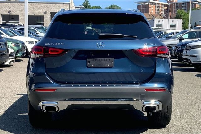 Certified Used 2023  Mercedes-Benz GLA 250 image 3