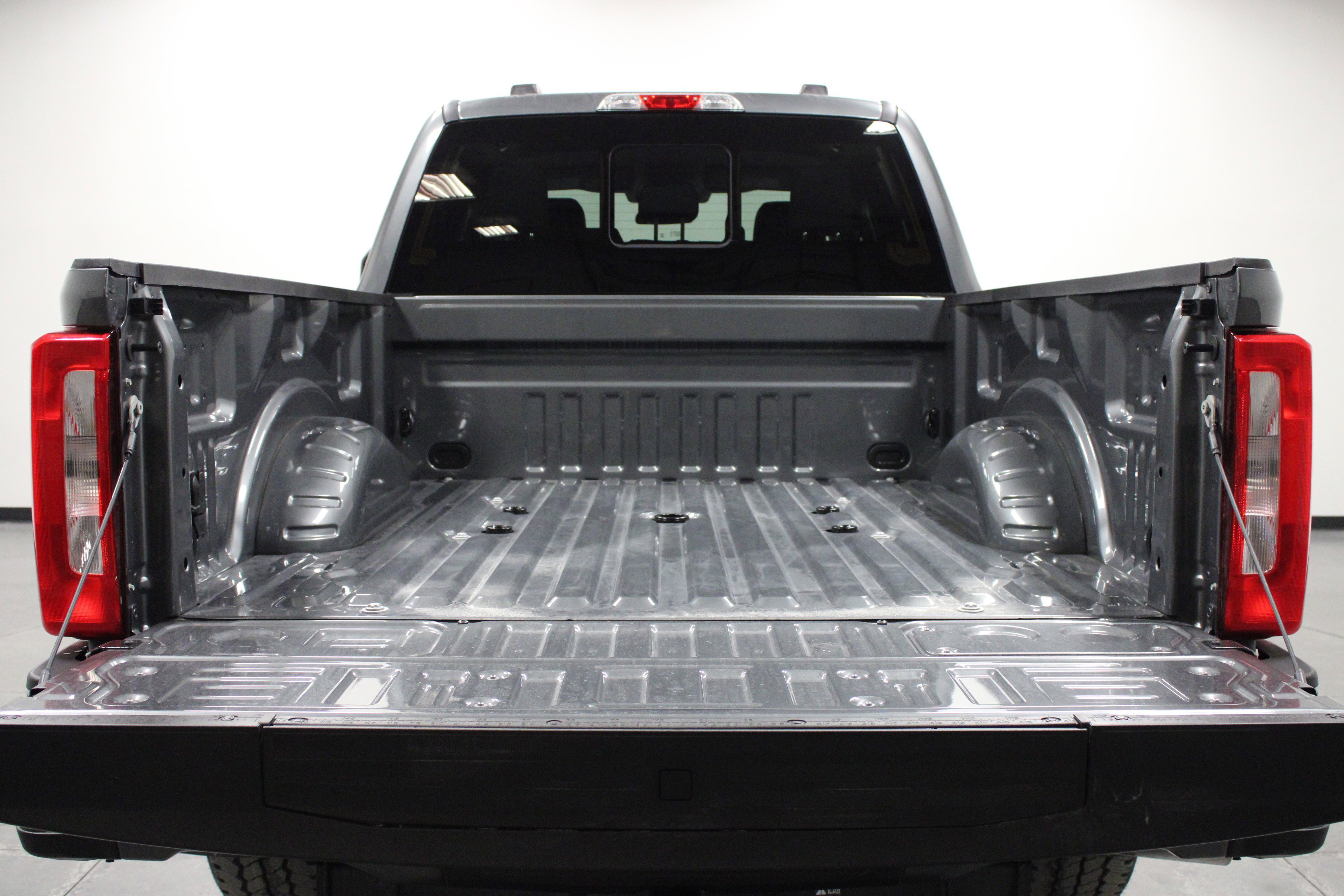 New 2026 Carbonized Gray Metallic Ford XL image 14