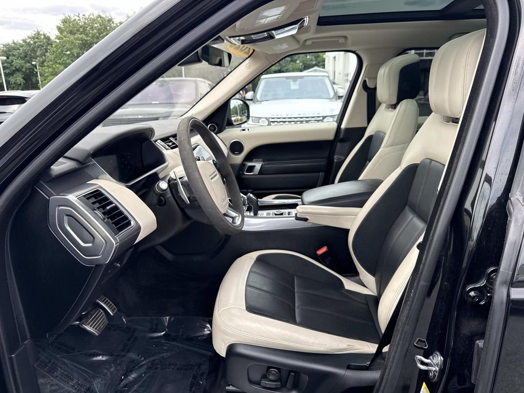 Used 2020 Black Land Rover HST image 18
