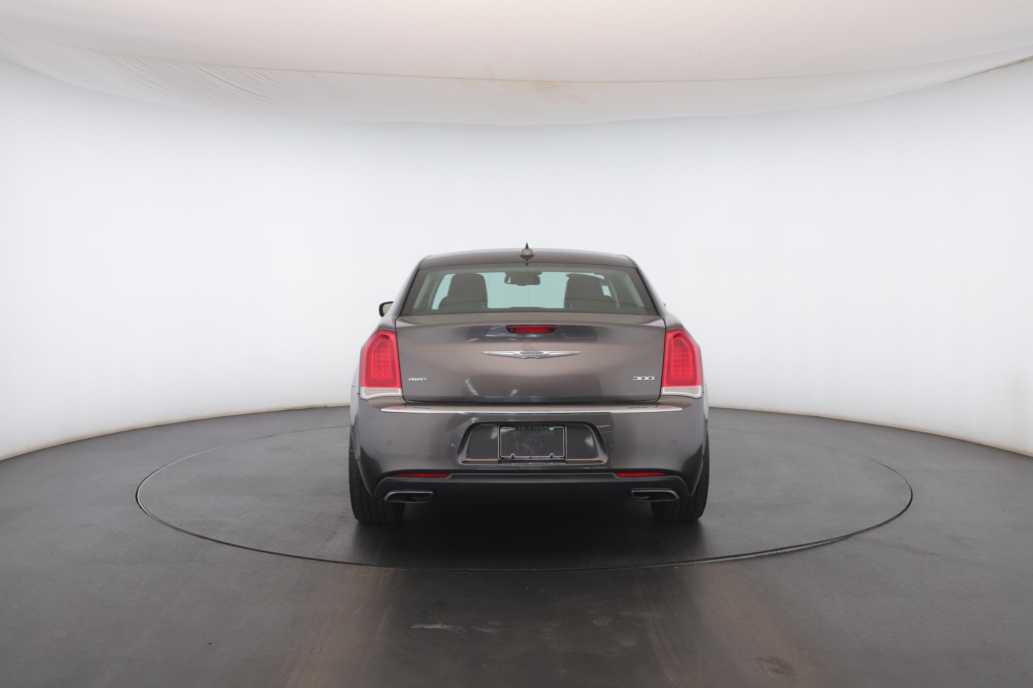 Used 2015 Granite Crystal Metallic Clearcoat Chrysler Limited AWD image 19