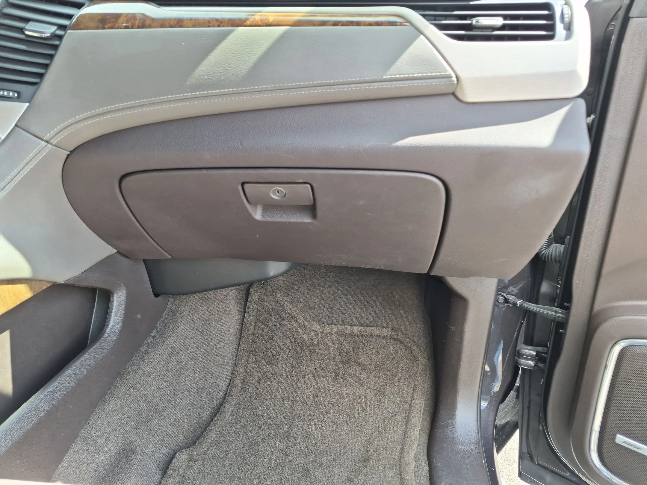 Used 2015 Iridium Metallic GMC Denali image 31