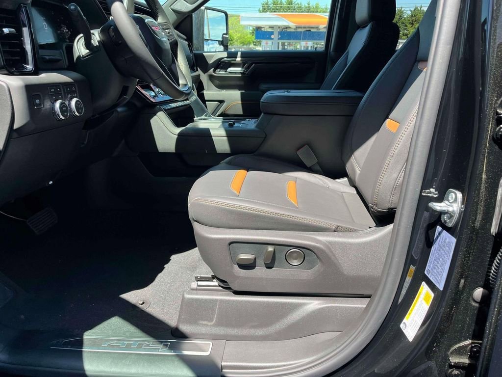 2026 GMC Sierra 2500HD AT4 - Photo 22