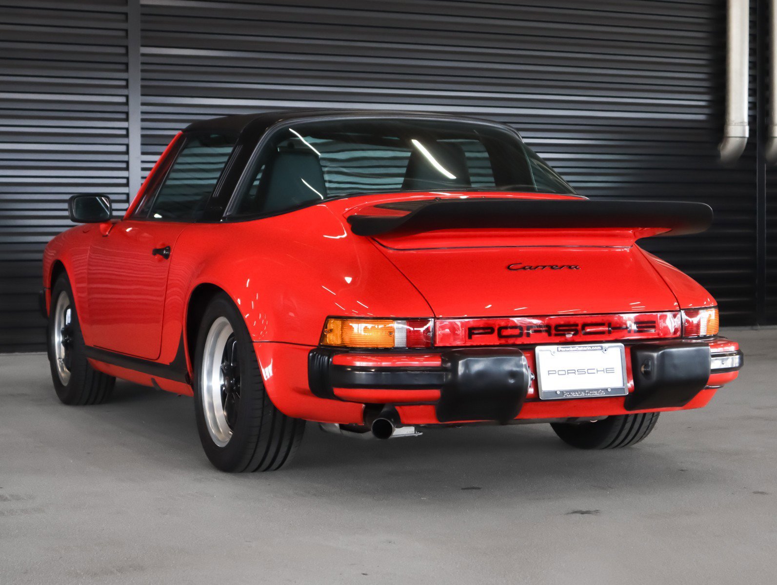 Used 1985 Guards Red Porsche Targa w/5speed trans image 3