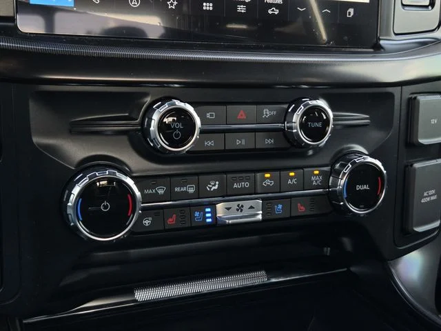 New 2026 Agate Black Metallic Ford Lariat® image 18