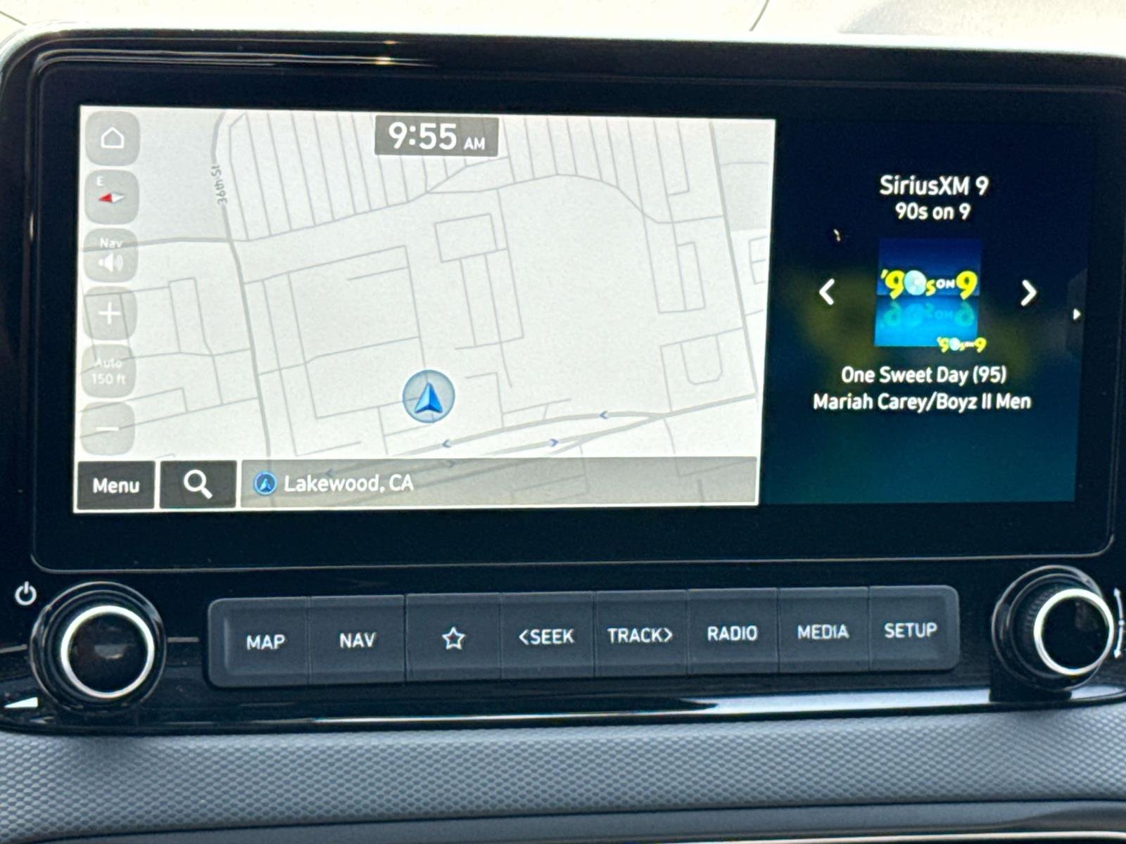 Used 2023 Silver Hyundai SEL image 18