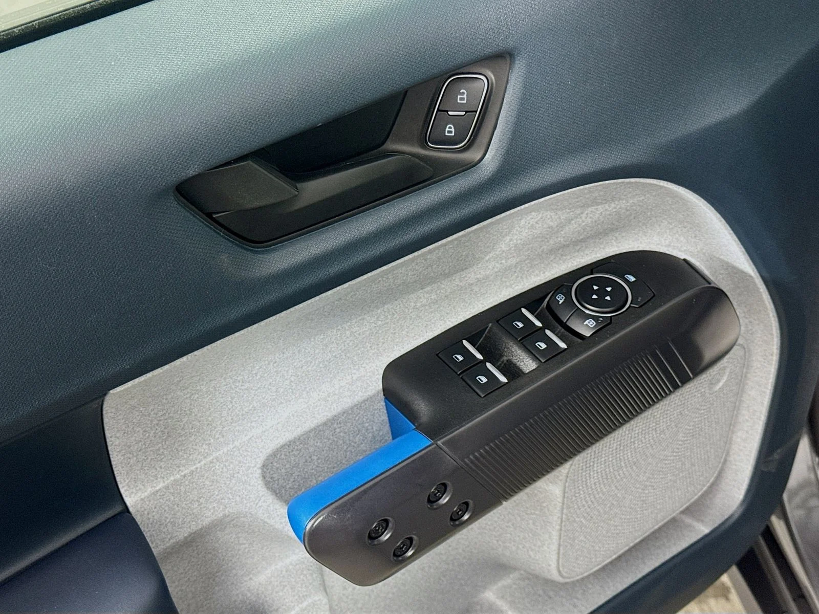 Certified Used 2025 Gray Ford XLT image 17