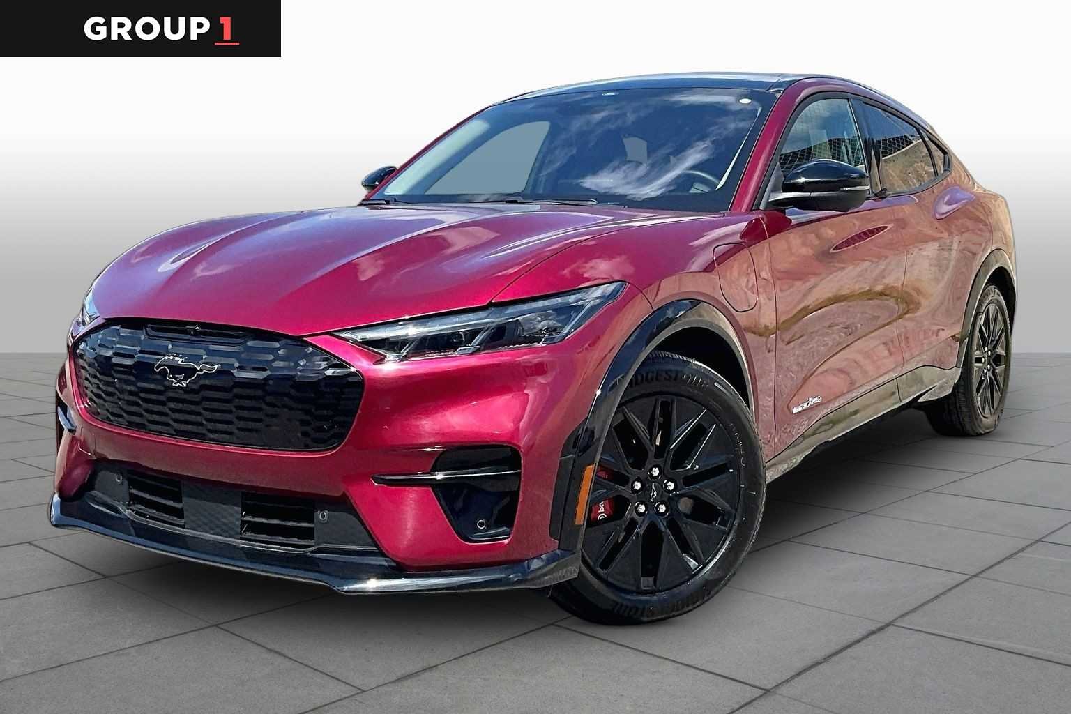 2025 Ford Mustang-Mach-e Premium's photo