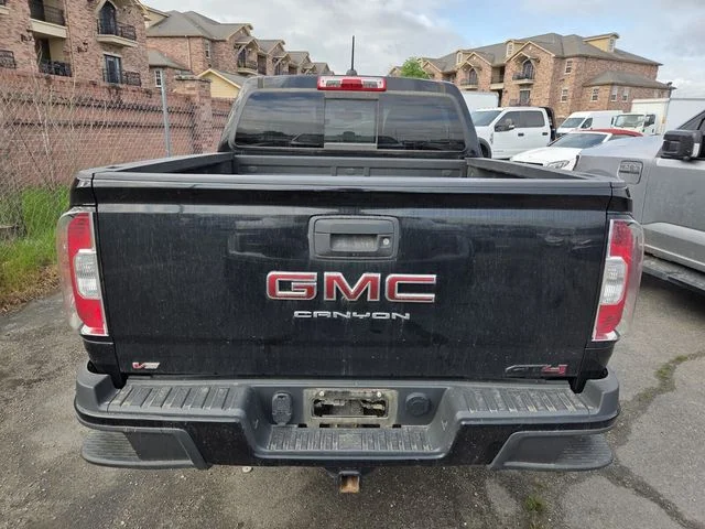 Used 2021 Black GMC AT4 w/Cloth image 6