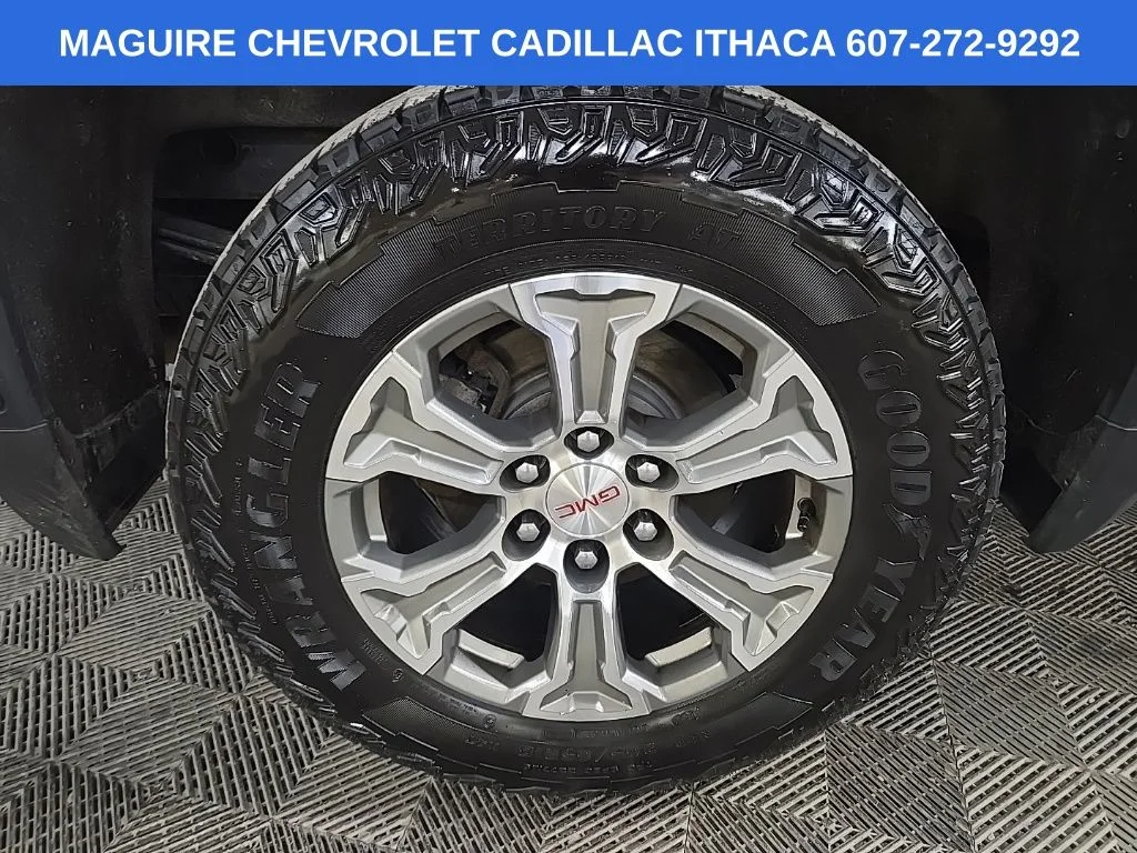 Used 2019 Blue GMC SLE image 13