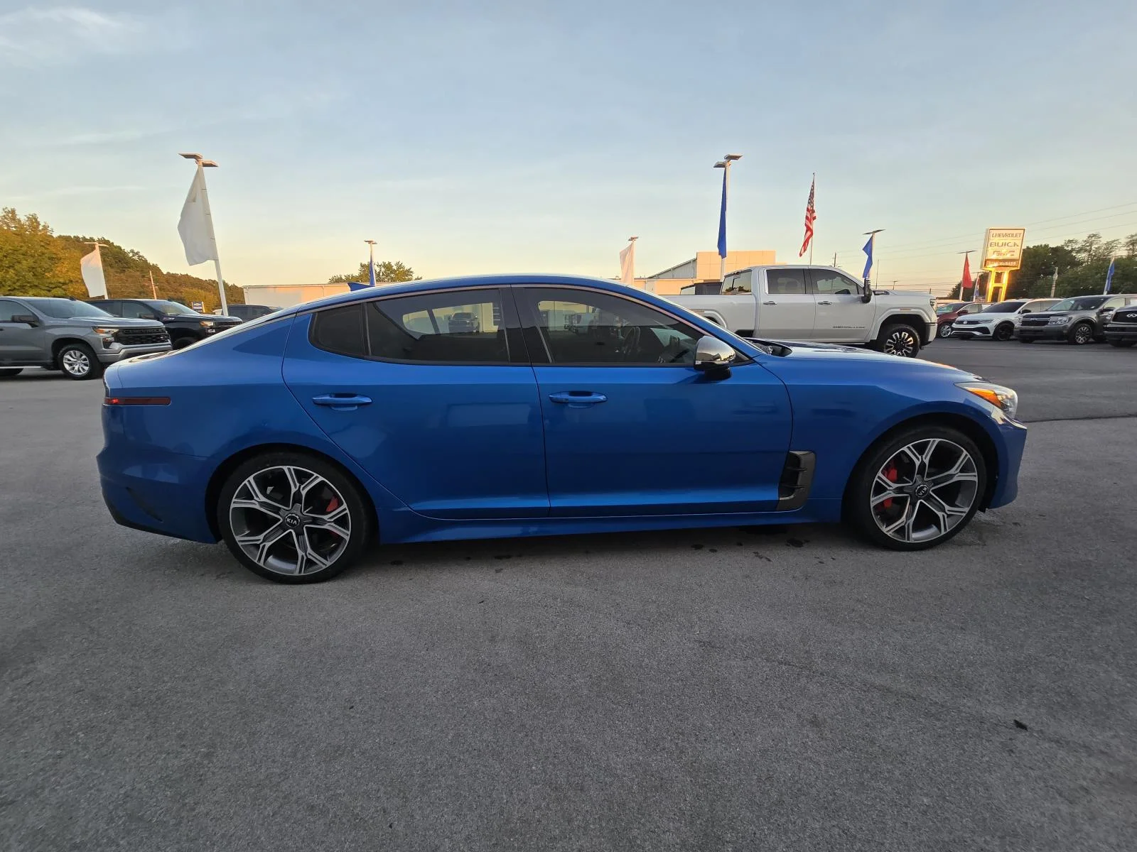 Used 2019 Micro Blue Kia GT image 8