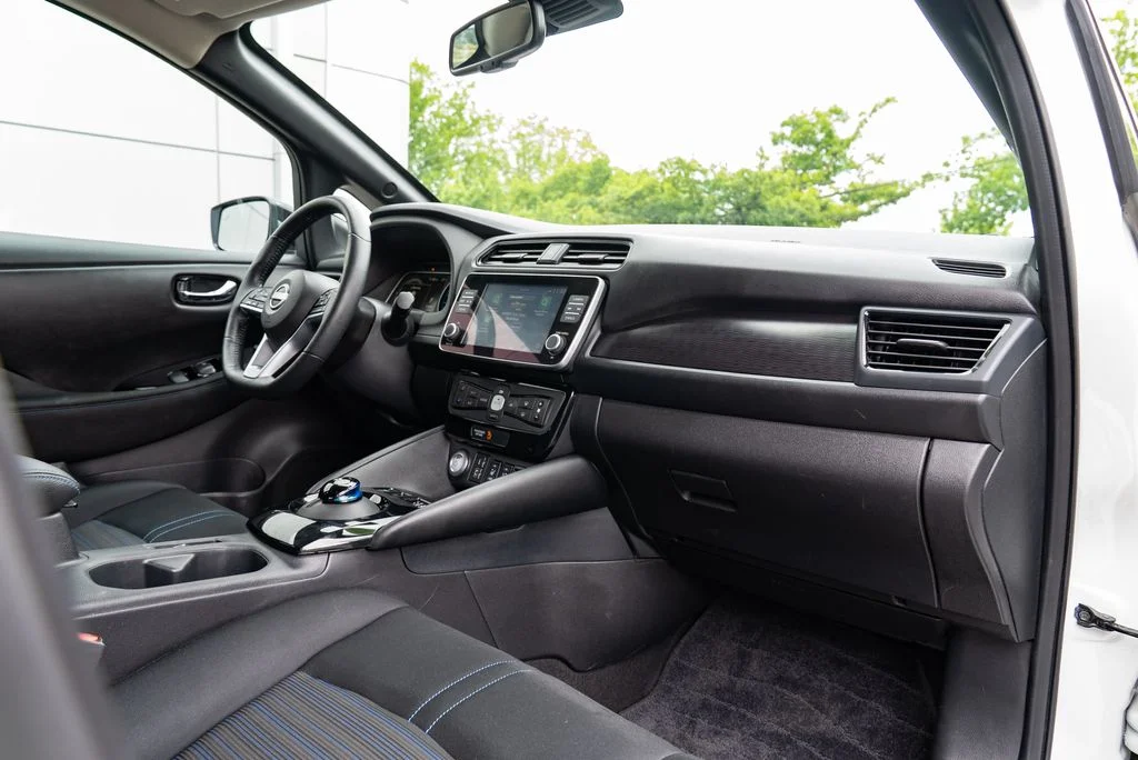 Used 2024 Black Nissan SV Plus image 26