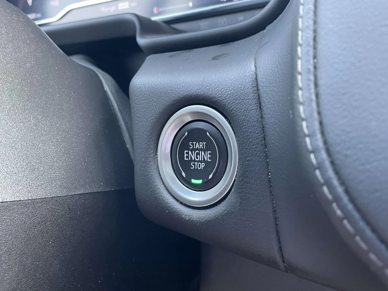 Used 2022 EMPIRE BEIGE METALLIC Chevrolet LT image 29