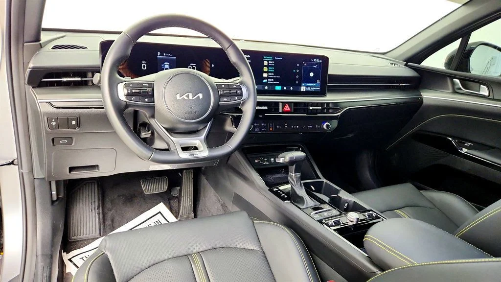 Used 2025 Steel Matte Gray Kia GT DCT FWD image 13