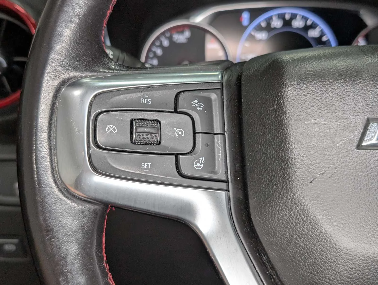 Used 2019 Cajun Red Tintcoat Chevrolet RS image 36