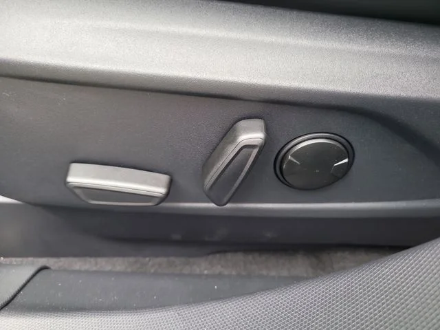 New 2026 Gray Metallic Ford Premium image 21