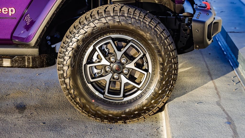 New 2026 Reign Jeep Rubicon X image 11