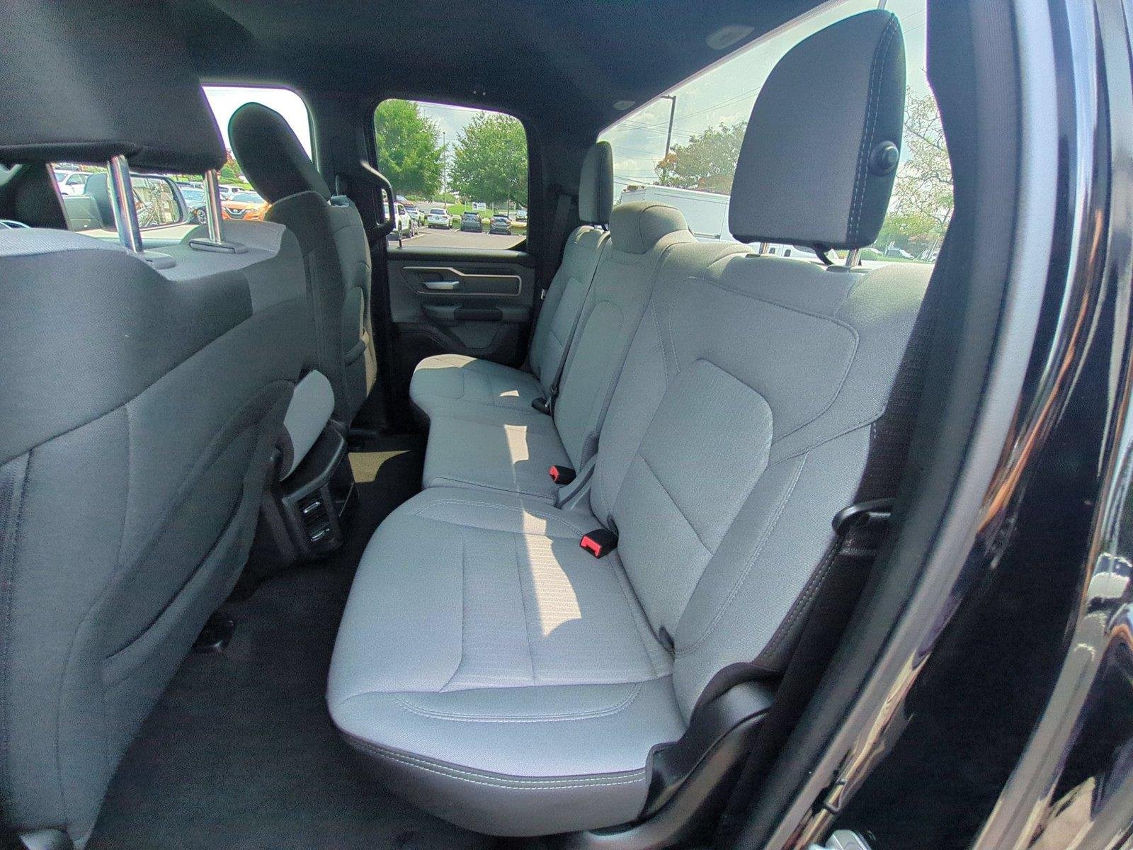 Used 2022 Diamond Black Crystal Pearlcoat Ram Big Horn image 31