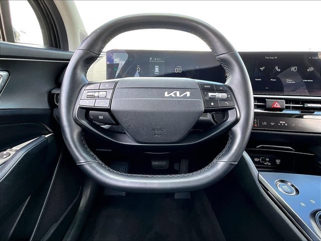 Used 2026 Black Kia LX image 17