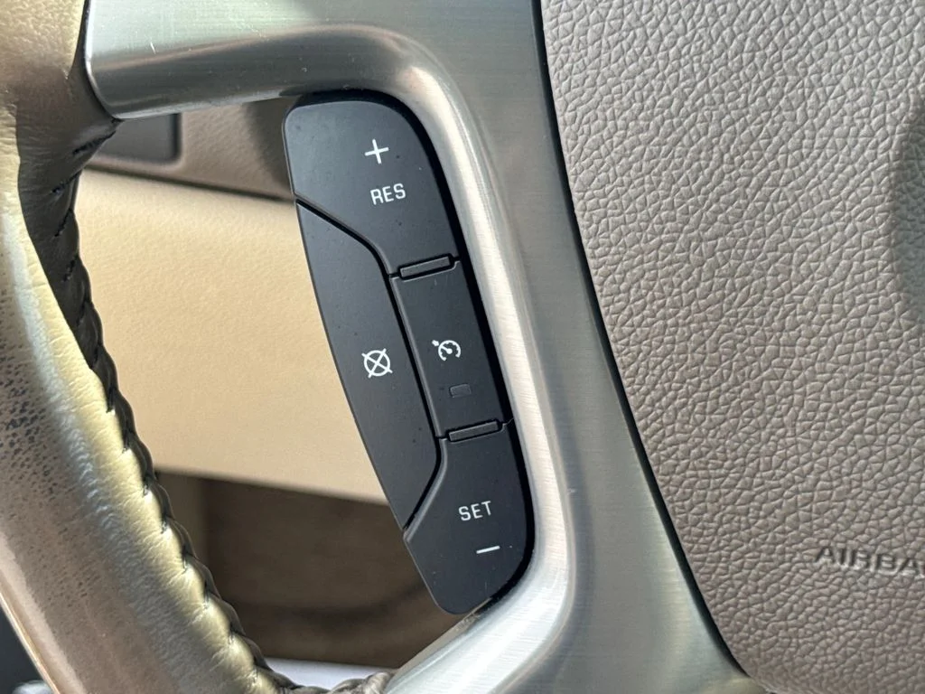 Used 2011 Gold Mist Metallic Chevrolet LT image 36