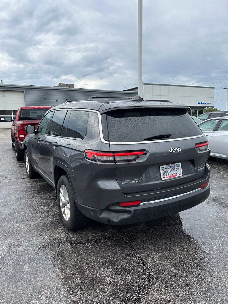 Certified Used 2022 Gray Jeep Laredo image 4