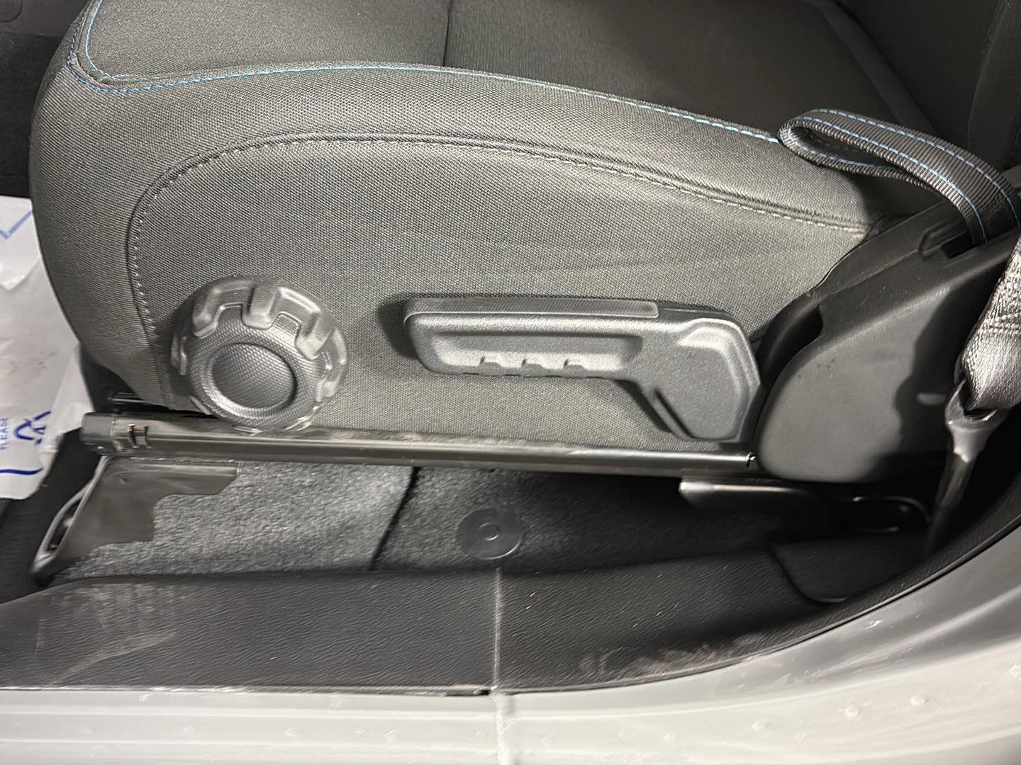 Used 2023 Sting-Gray Clearcoat Jeep Rubicon image 28