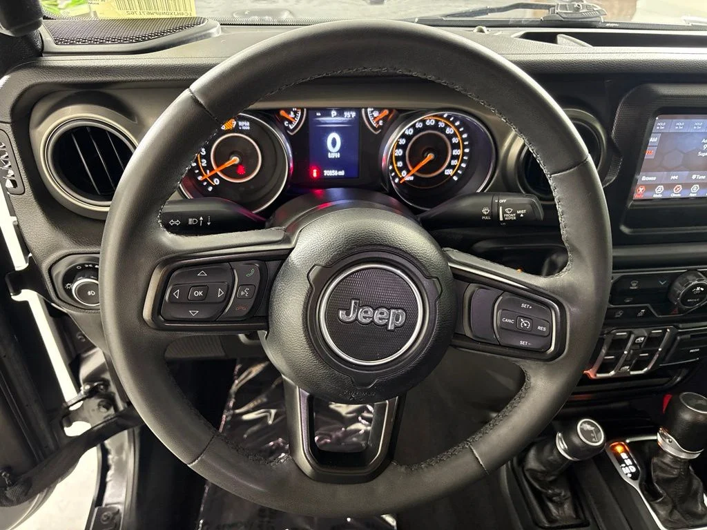 Used 2023 Gray Jeep Sport S image 26