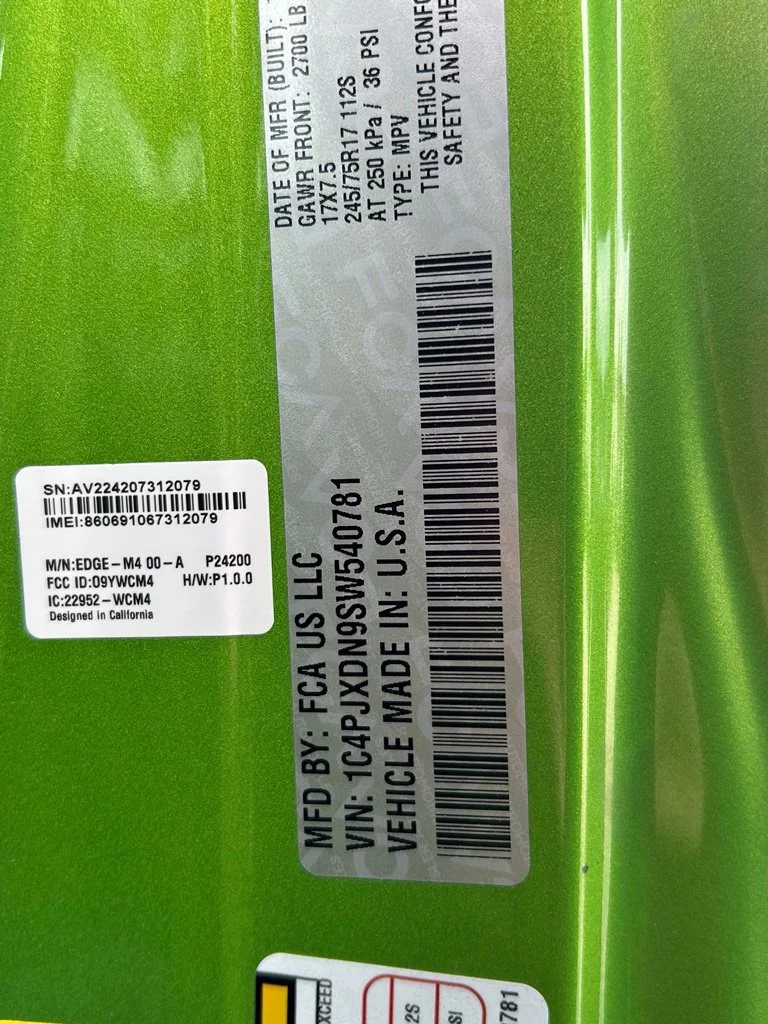 Certified Used 2025 Green Jeep Sport S image 11