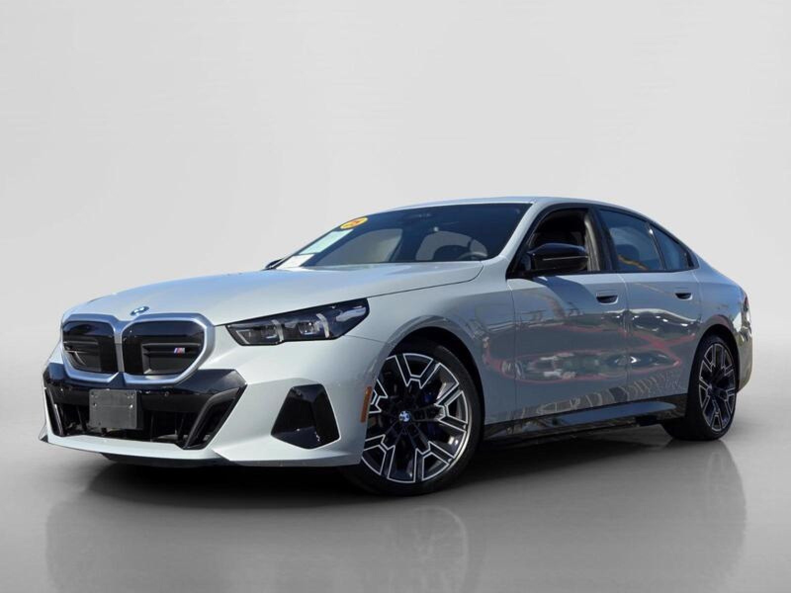 2025 BMW i5 M60 xDrive Sedan's photo