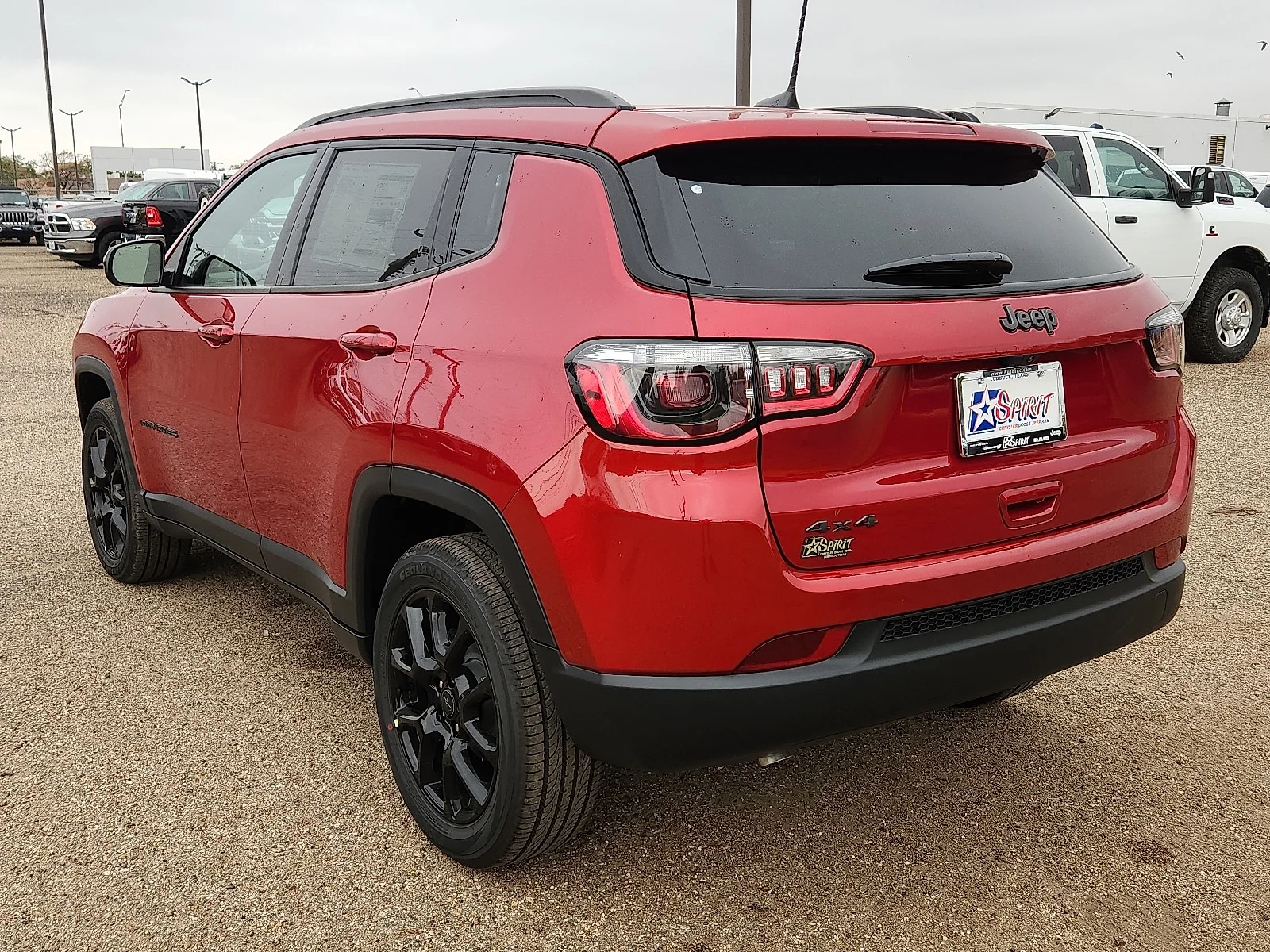 New 2026 PR6 Red Hot Pea Jeep LATITUDE 4X4 image 3