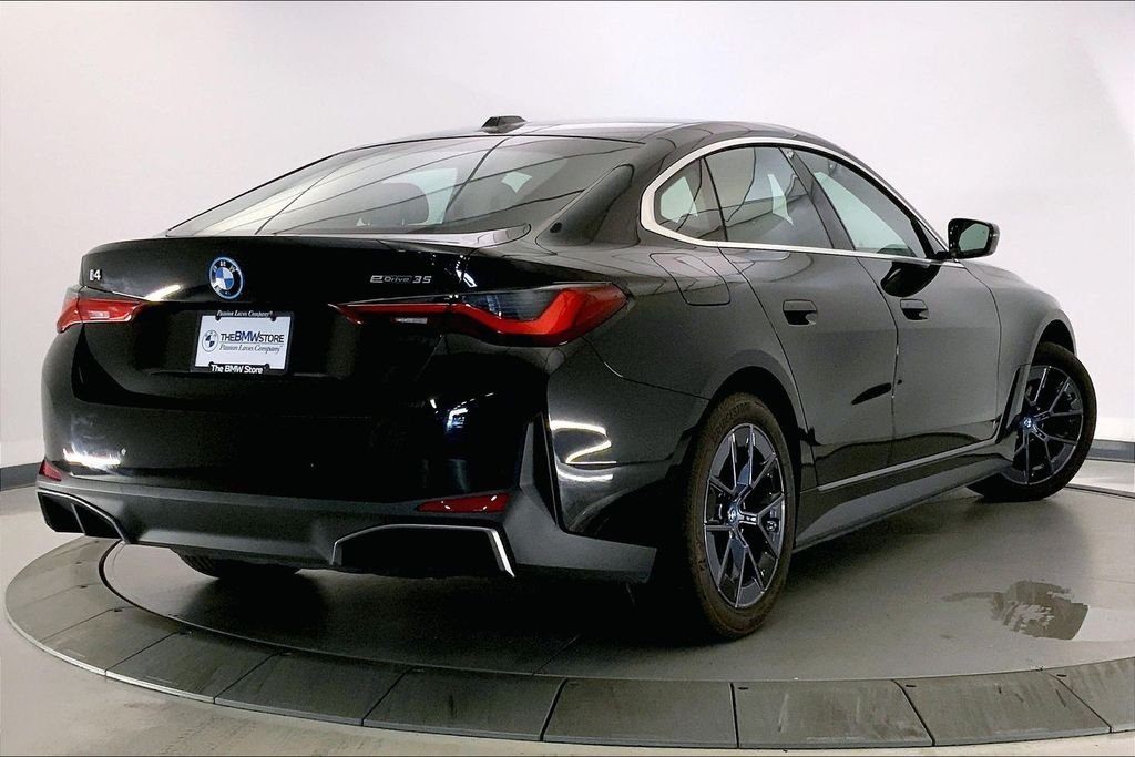 Certified Used 2023 Black Sapphire Metallic BMW  image 11