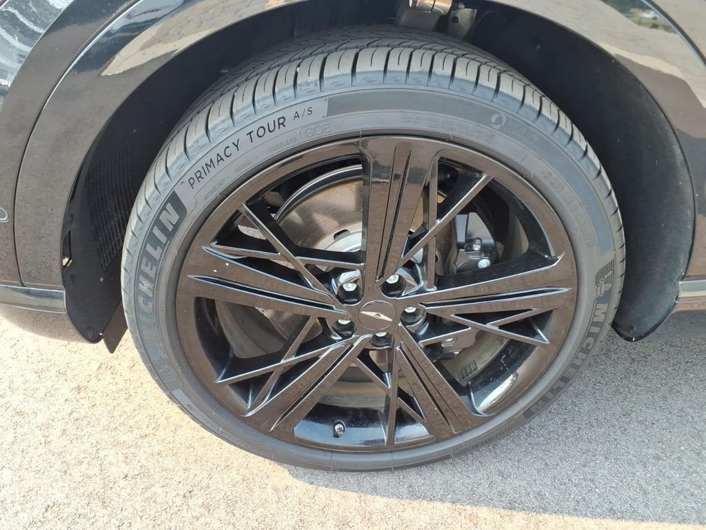 Used 2026 Black Genesis 3.5T e-SC image 9