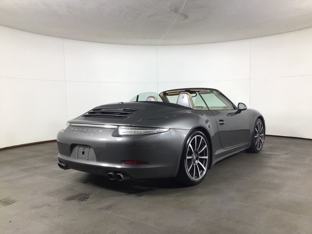 Certified Used 2015  Porsche Carrera 4S image 7