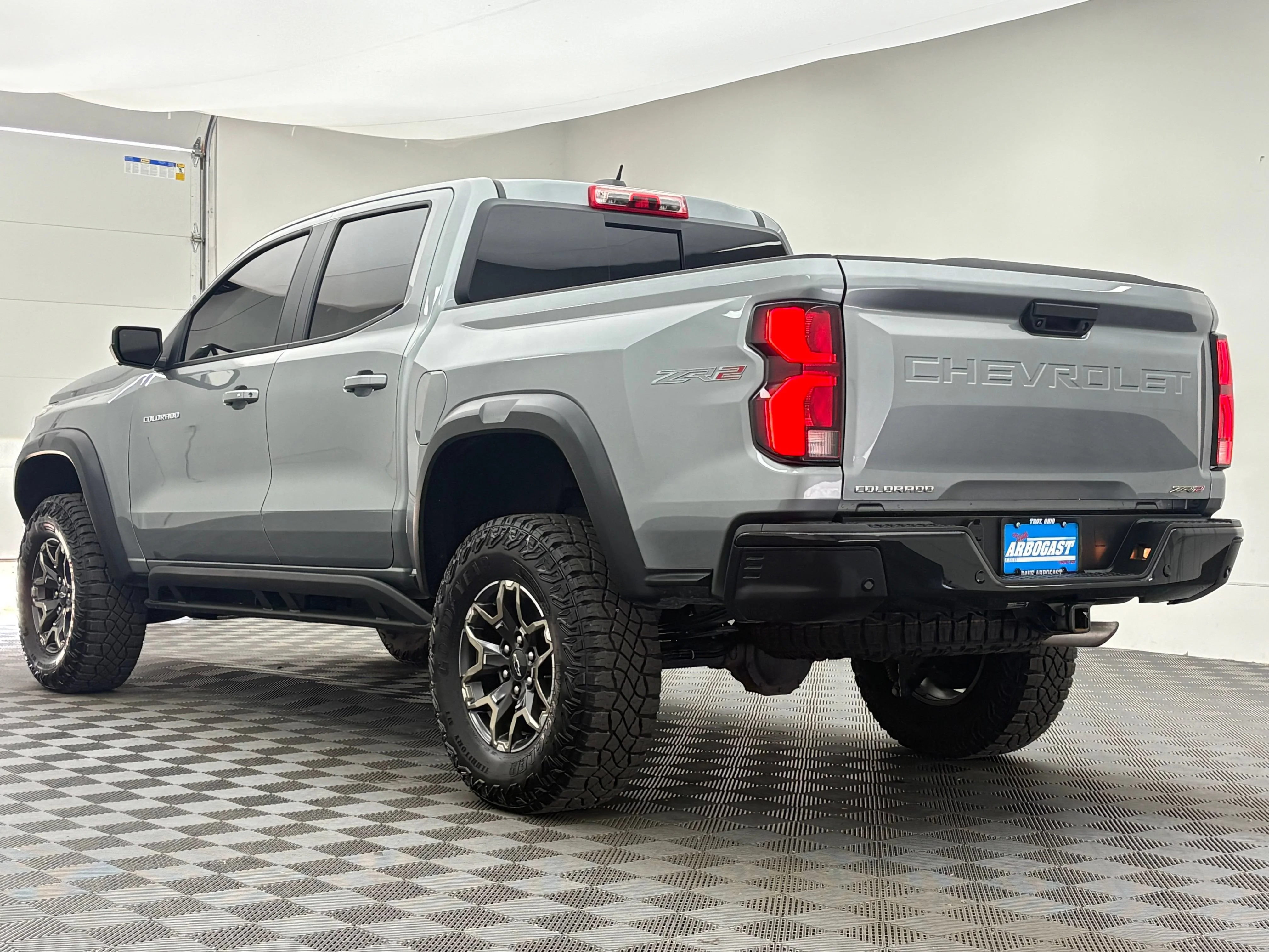 Used 2025 Sterling Gray Metallic Chevrolet ZR2 image 10