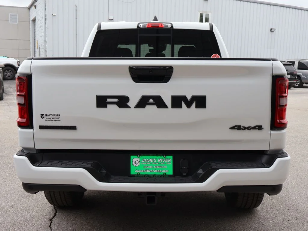 New 2026 Bright White Clear-Coat Exterior Paint RAM Big Horn/Lone Star image 4
