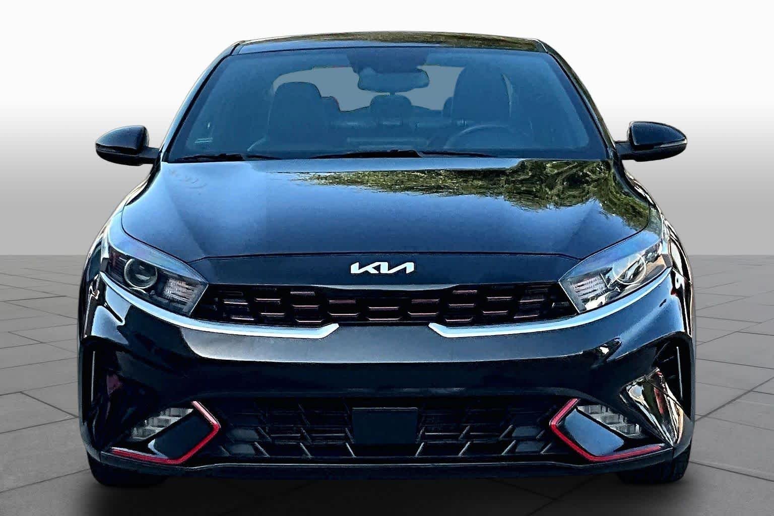 Pre-Owned 2022 Kia Forte GT-Line