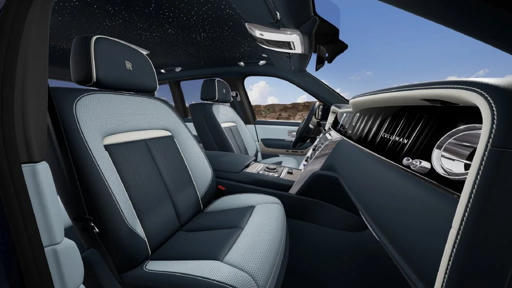 New 2027 Blue Rolls-Royce  image 6