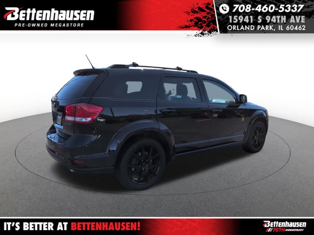 Certified Used 2016 Black Dodge SXT image 6