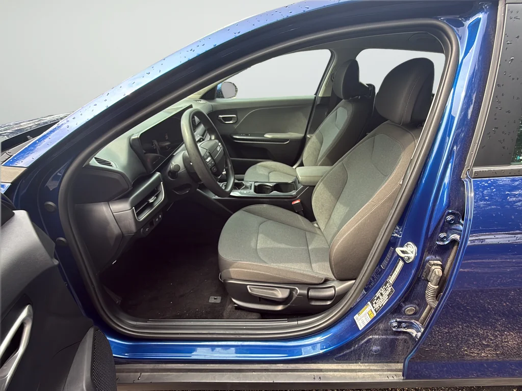 Certified Used 2025 Blue Kia LXS image 10