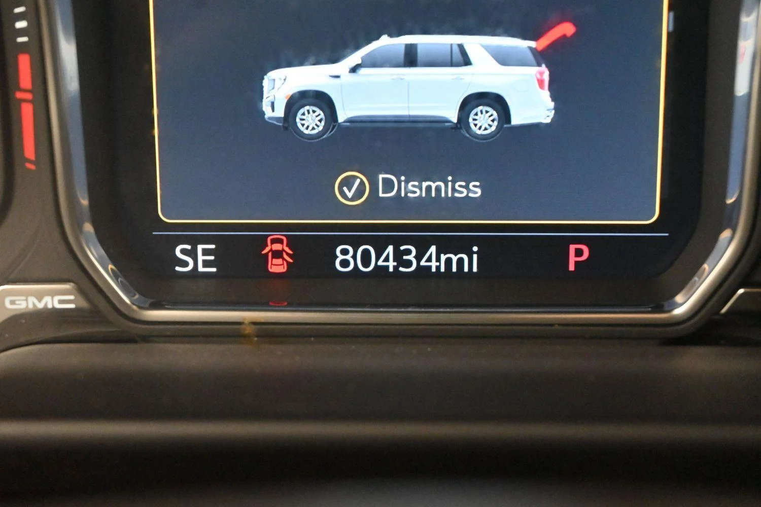 Used 2021 Dark Sky Metallic GMC AT4 image 23