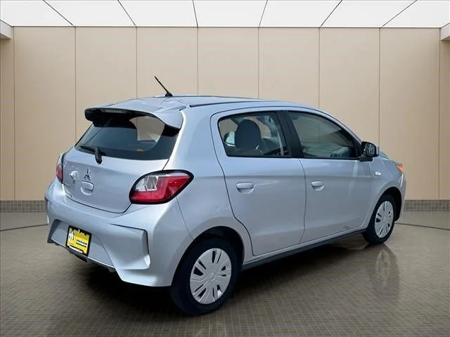 Used 2024  Mitsubishi ES image 3
