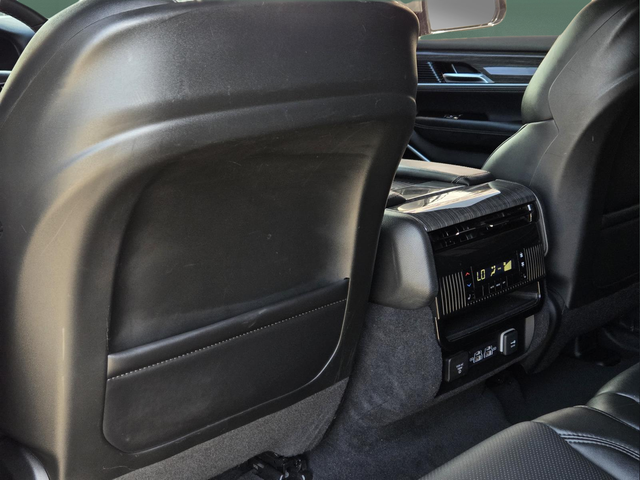 Used 2022 Silver Jeep Series III image 32