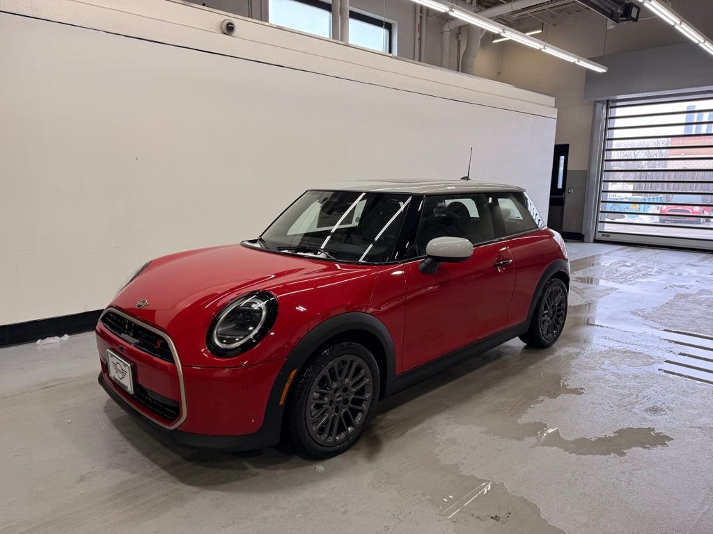 2026 MINI Hardtop Cooper S's photo