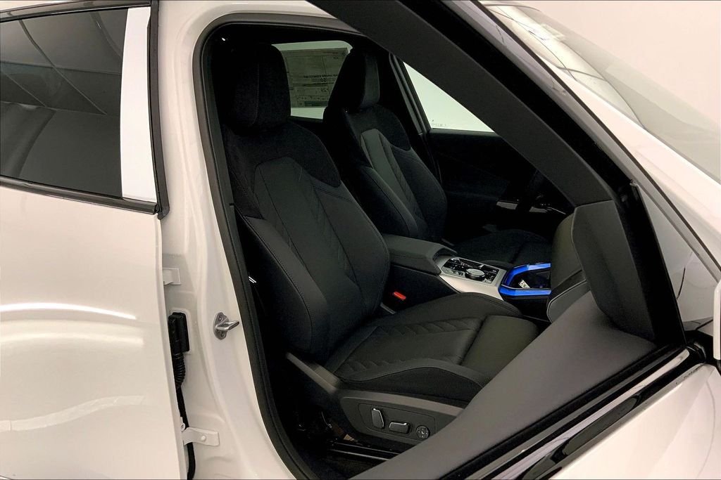Used 2026 Alpine White BMW  image 7