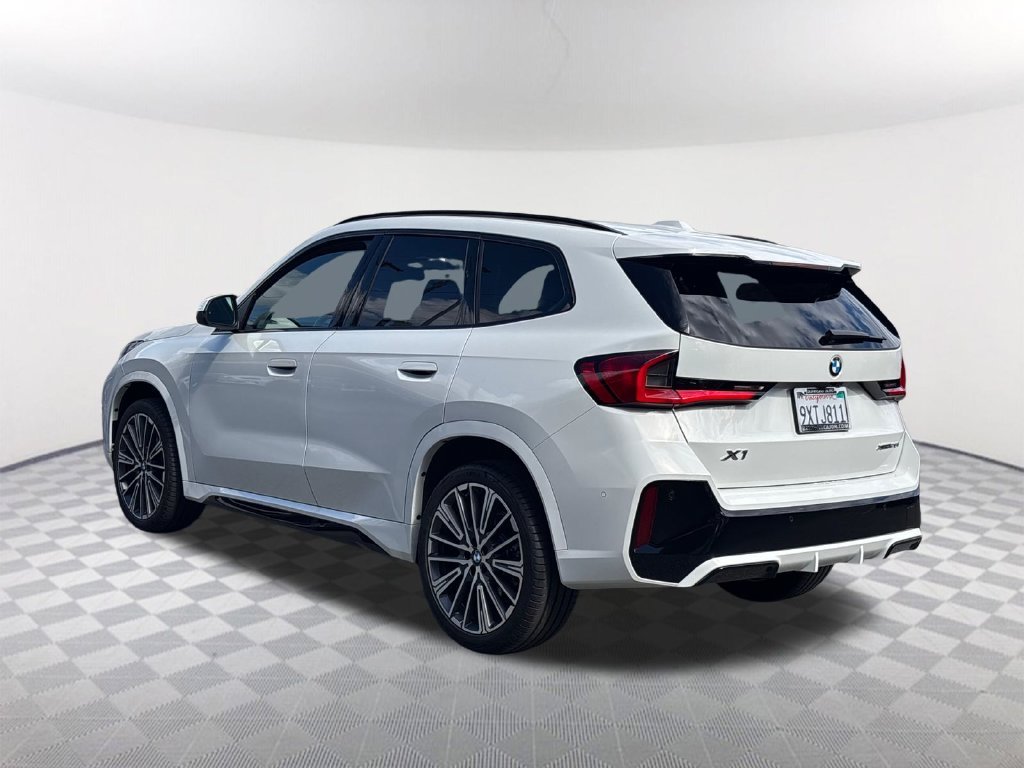 Used 2026 Alpine White BMW xDrive28i image 4