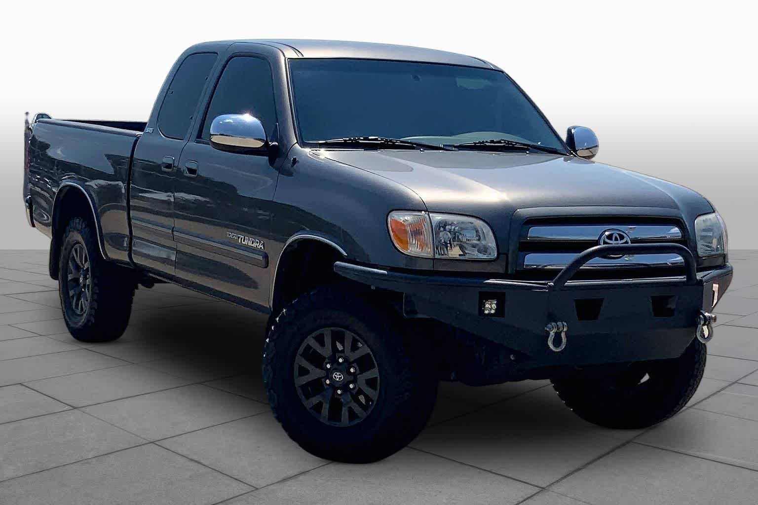 Used 2006 Phantom Gray Pearl Toyota SR5 image 2