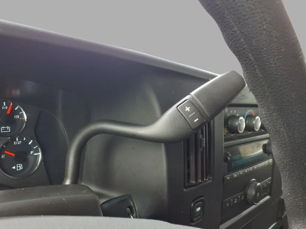 Used 2022 White Chevrolet Work Van image 27