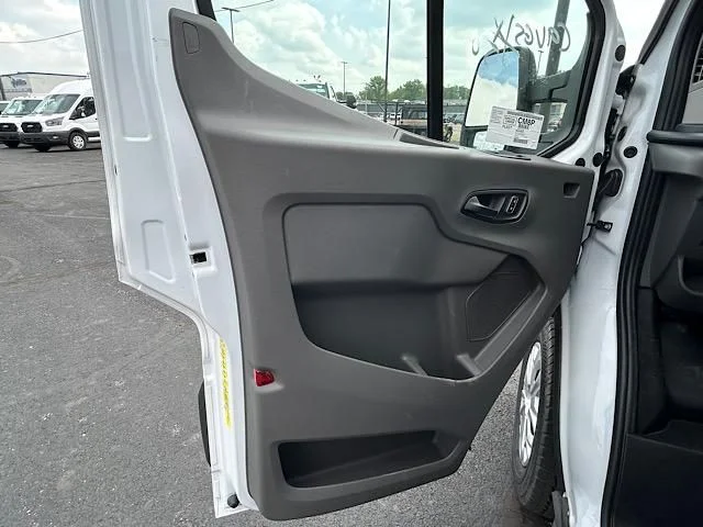2024 Ford Transit Cutaway Base - Photo 28